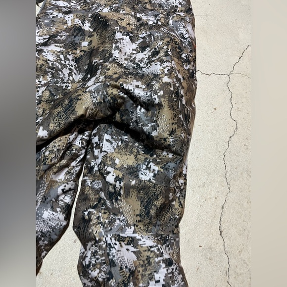 SITKA HUNTING SUIT - Picture 4 of 16